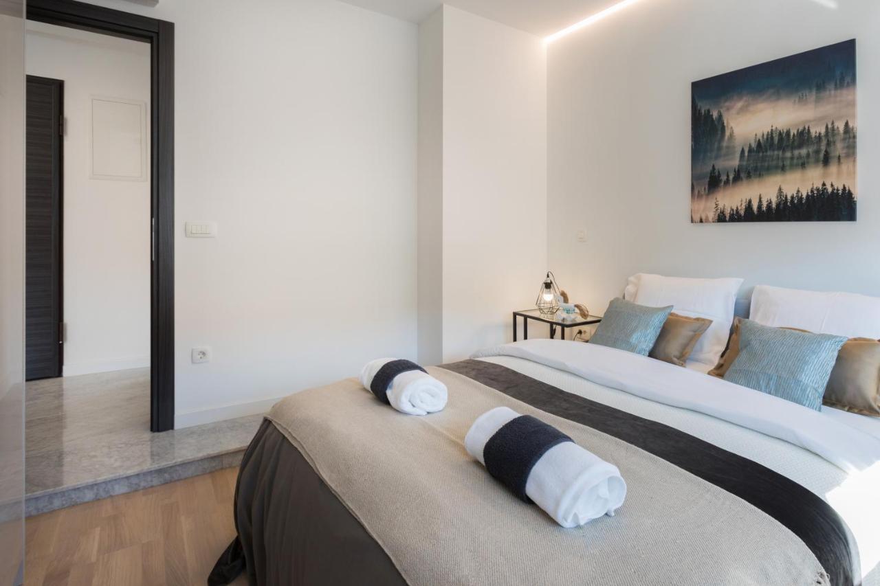 Design 2Bdr Apartment Near City Center Zagreb Buitenkant foto